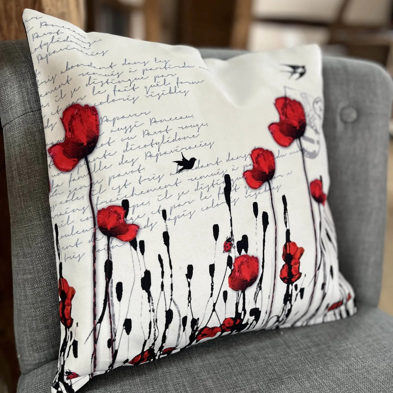 Coussin artisanal Coquelicots rouges ambiance campagne chic